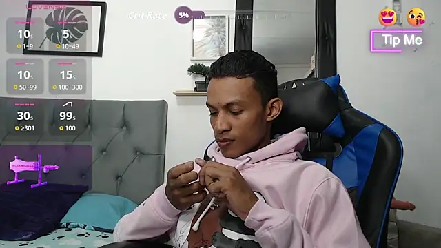 Snapshot of Ryan_Vergon chatting on October 11, 3:32 am Ryan Vergon online show from October 11, 3:32 am