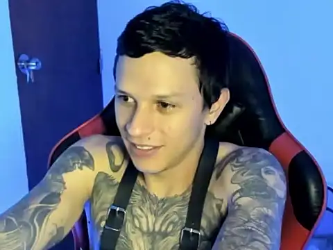 goodboy69l online show from April 1, 12:01 am