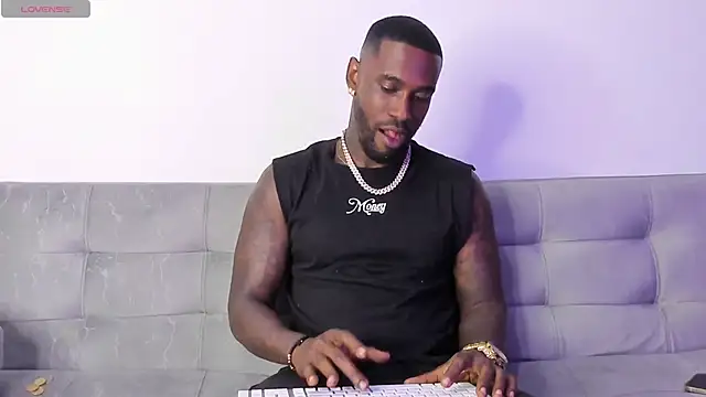 Snapshot of Dvid_Rullers chatting on March 15, 7:09 am Dvid Rullers online show from March 15, 7:09 am