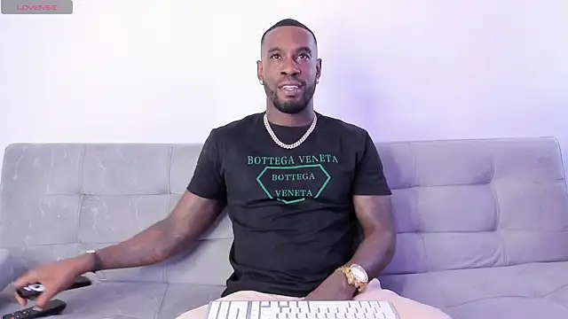 Snapshot of Dvid_Rullers chatting on March 17, 8:09 pm Dvid Rullers online show from March 17, 8:09 pm