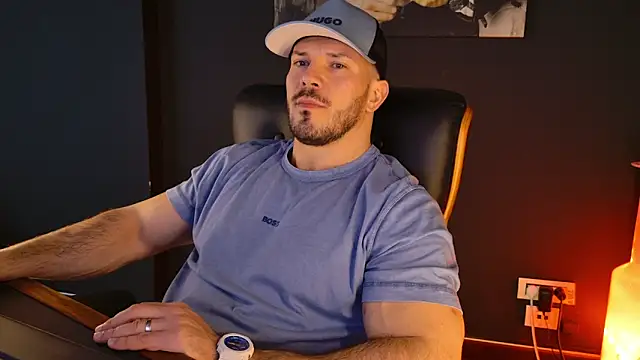 AngeloEric online show from February 24, 12:17 pm