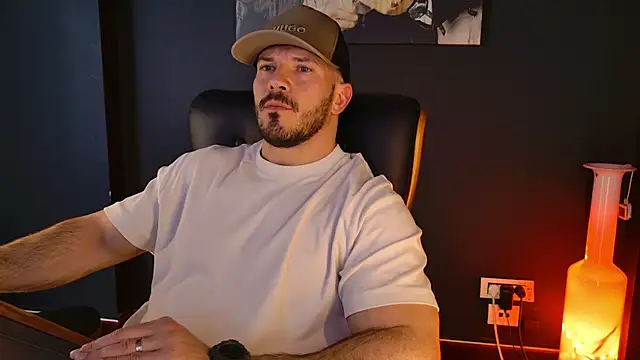 AngeloEric online show from March 25, 12:31 pm