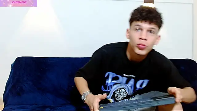 Snapshot of jeff_ross chatting on September 14, 11:23 am jeff ross online show from September 14, 11:23 am