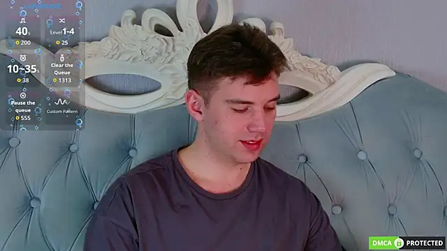 ArthurWhitee online show from March 31, 9:00 am