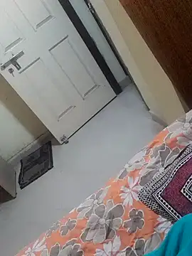 Snapshot of Chocolate_stud10 chatting on February 10, 6:45 pm Chocolate stud10 online show from February 10, 6:45 pm