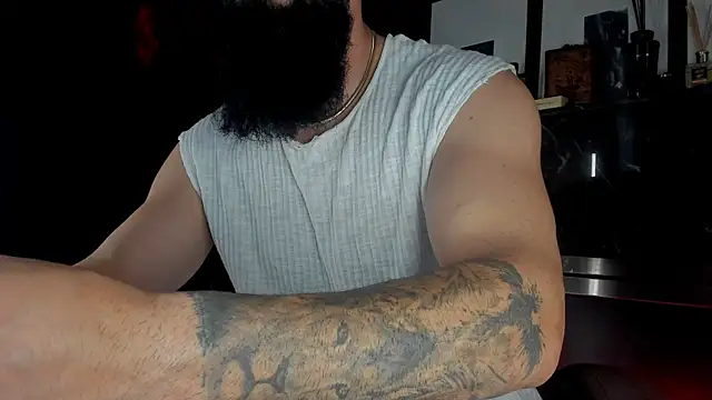 Snapshot of axxelrich_ chatting on October 11, 5:22 am axxelrich  online show from October 11, 5:22 am