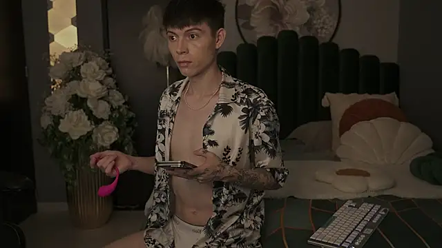 IsmaelRichardson online show from March 21, 5:02 pm