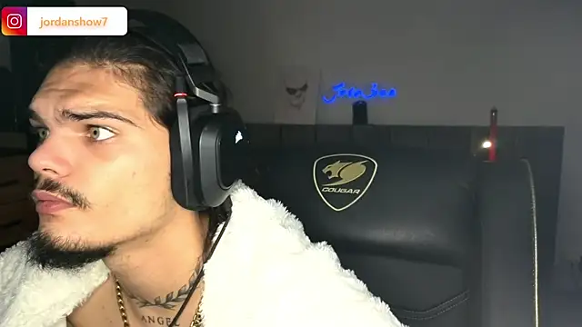 Snapshot of JordanShow chatting on September 13, 6:20 pm JordanShow online show from September 13, 6:20 pm