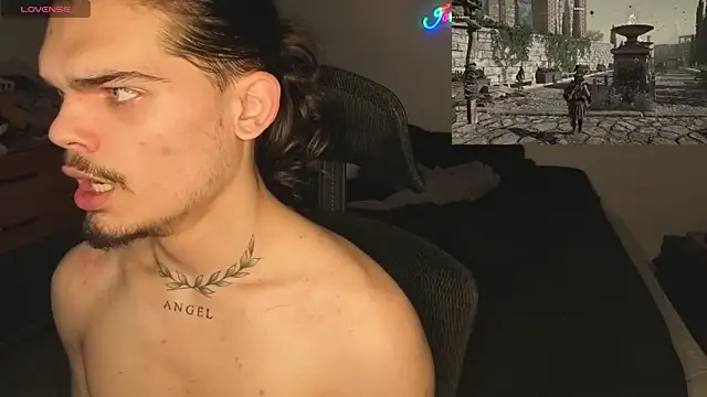 Snapshot of JordanShow chatting on December 16, 9:03 am JordanShow online show from December 16, 9:03 am