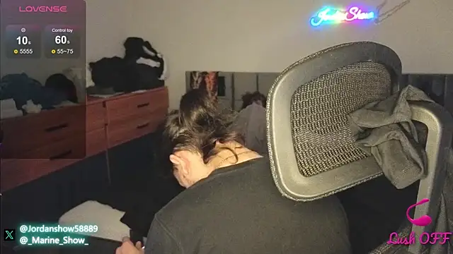 Snapshot of JordanShow chatting on February 9, 3:45 pm JordanShow online show from February 9, 3:45 pm