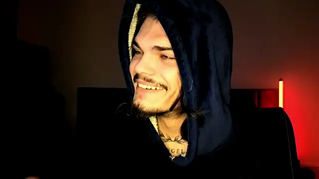 Snapshot of JordanShow chatting on October 18, 9:03 am JordanShow online show from October 18, 9:03 am