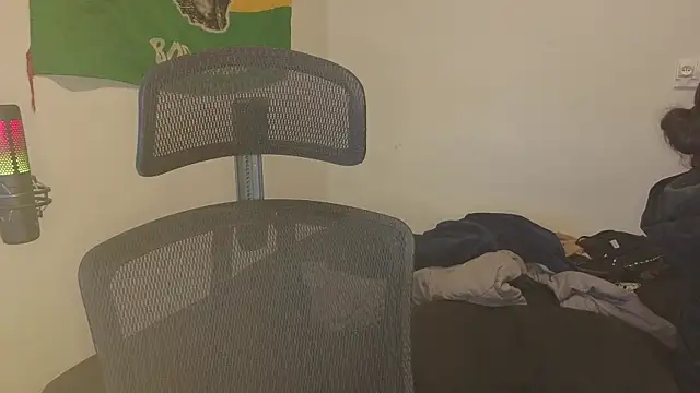 Snapshot of JordanShow chatting on December 6, 6:39 pm JordanShow online show from December 6, 6:39 pm