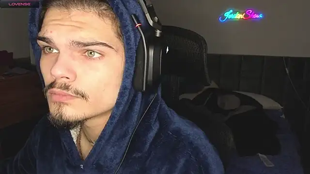 Snapshot of JordanShow chatting on February 19, 3:16 pm JordanShow online show from February 19, 3:16 pm