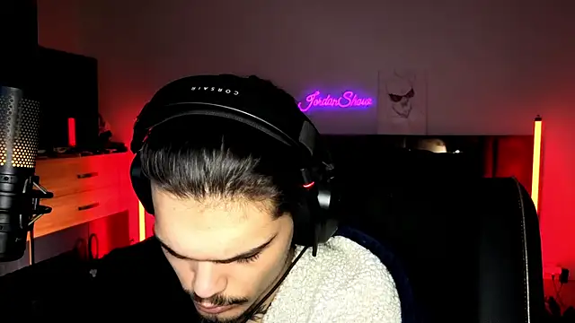 Snapshot of JordanShow chatting on October 28, 4:42 pm JordanShow online show from October 28, 4:42 pm