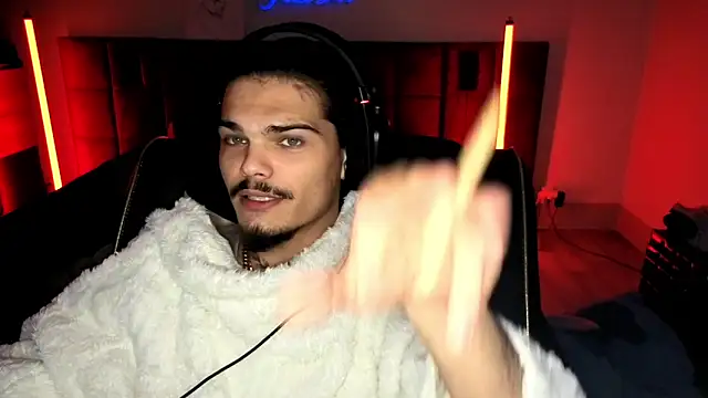 Snapshot of JordanShow chatting on September 26, 12:14 pm JordanShow online show from September 26, 12:14 pm