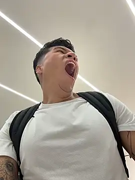 Logan smith1 online show from November 6, 7:28 pm