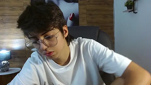 jhoellx online show from November 25, 8:00 pm