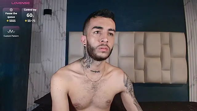 Snapshot of Marcelo_ruiz_ chatting on February 6, 8:50 am Marcelo ruiz  online show from February 6, 8:50 am