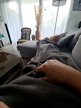 Bretoncool online show from December 2, 2:50 pm