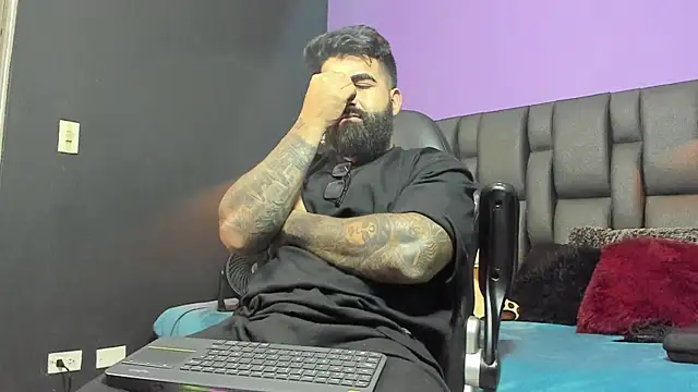 Lyon vach online show from February 11, 3:00 am