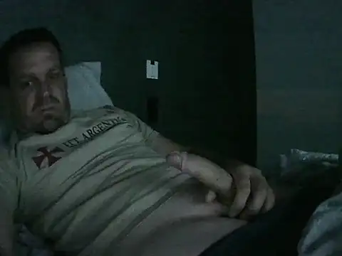 Snapshot of ciru2023 chatting on October 17, 11:31 pm ciru2023 online show from October 17, 11:31 pm