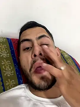 Snapshot of Dalton_oficial chatting on December 4, 8:51 pm Dalton oficial online show from December 4, 8:51 pm