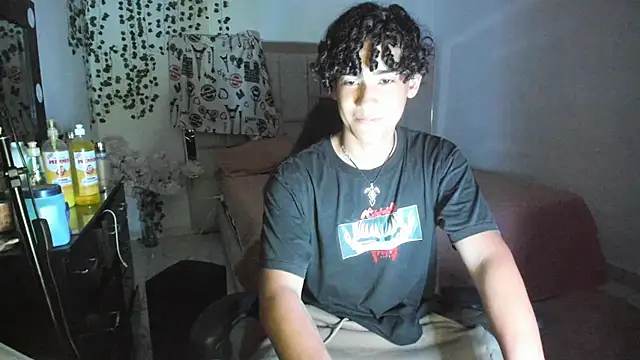 jake willianss online show from December 19, 11:12 pm