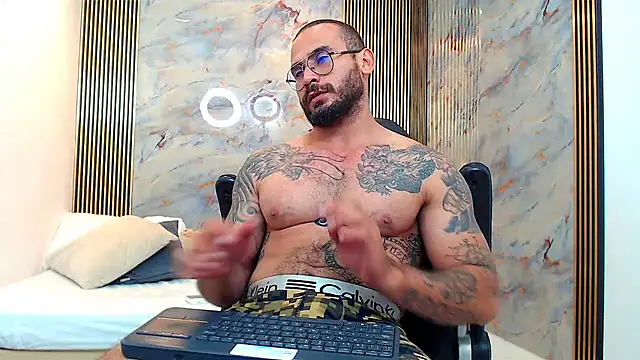 hanz col online show from January 25, 4:34 am