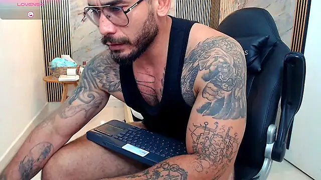 hanz col online show from January 18, 3:13 am