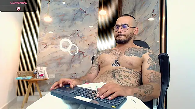 hanz col online show from December 23, 2:24 am