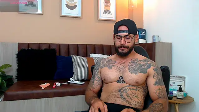 hanz col online show from March 10, 4:38 am