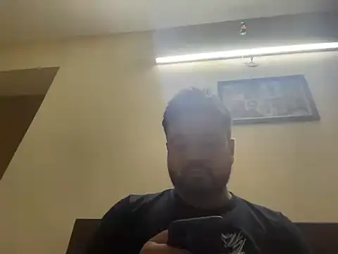 Snapshot of coolboy6566 chatting on October 13, 6:47 pm coolboy6566 online show from October 13, 6:47 pm