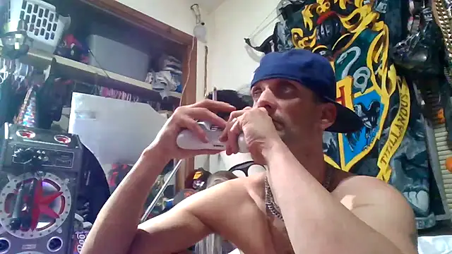 slinginbigD online show from December 15, 12:40 am