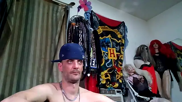 slinginbigD online show from March 2, 8:43 am