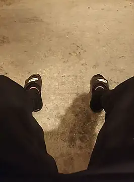 casper0303 online show from March 9, 3:38 pm