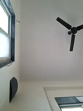 Jonrobinso online show from December 17, 9:39 am