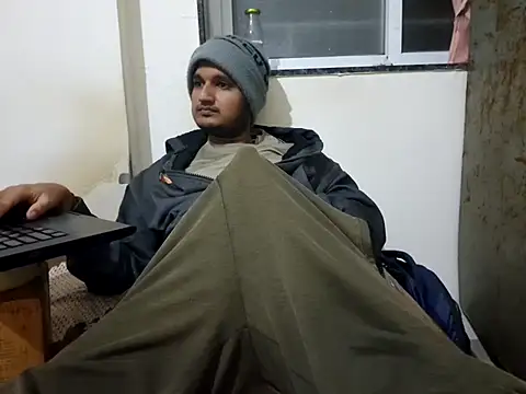 Jonrobinso online show from December 5, 4:36 pm