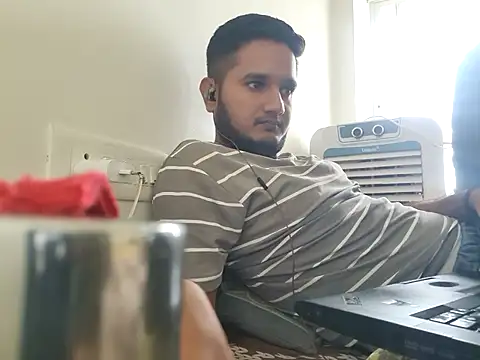 Jonrobinso online show from June 22, 4:41 am