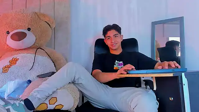 Muichiro tokito1 online show from January 30, 5:28 pm