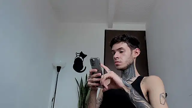 Saturno v online show from March 20, 4:22 pm