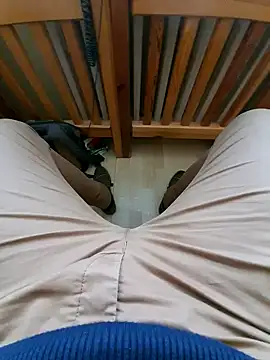 Kiwiass online show from January 8, 1:31 pm