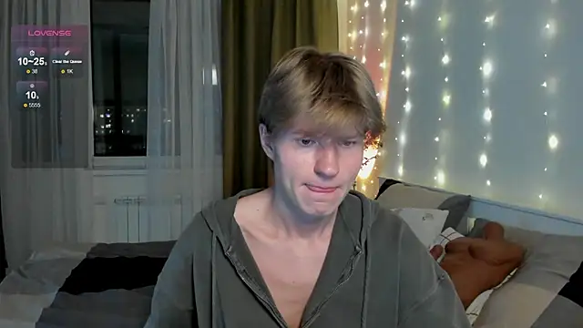 Snapshot of vlad_ggvldd chatting on February 6, 4:58 pm vlad ggvldd online show from February 6, 4:58 pm