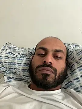 Snapshot of islandvybee55 chatting on January 11, 7:59 pm islandvybee55 online show from January 11, 7:59 pm