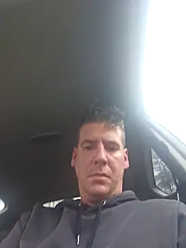 Titanhoott online show from February 7, 11:17 am