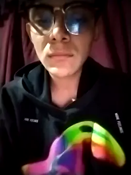 AngelCS03 online show from December 18, 7:48 am