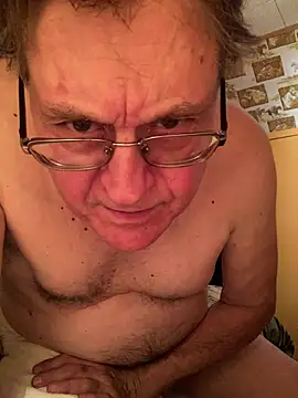 Tonybaloney1972 online show from April 14, 8:41 pm