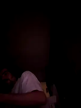 wolfwhite95 online show from September 12, 2:44 am