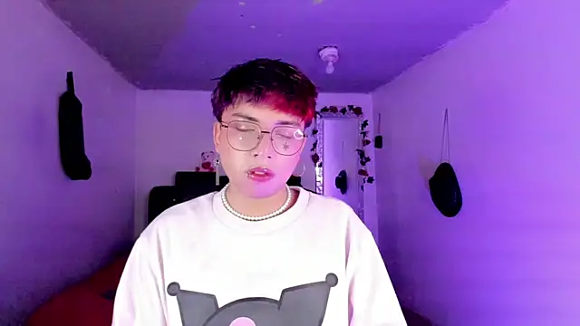 AnggelONfiree online show from July 24, 2:42 am