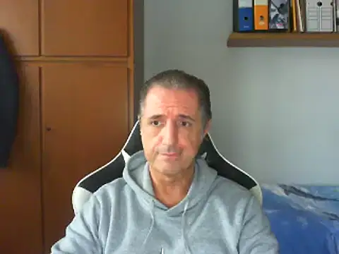 lliuk70mi online show from January 2, 12:46 pm