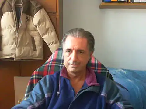 lliuk70mi online show from December 14, 2:02 pm